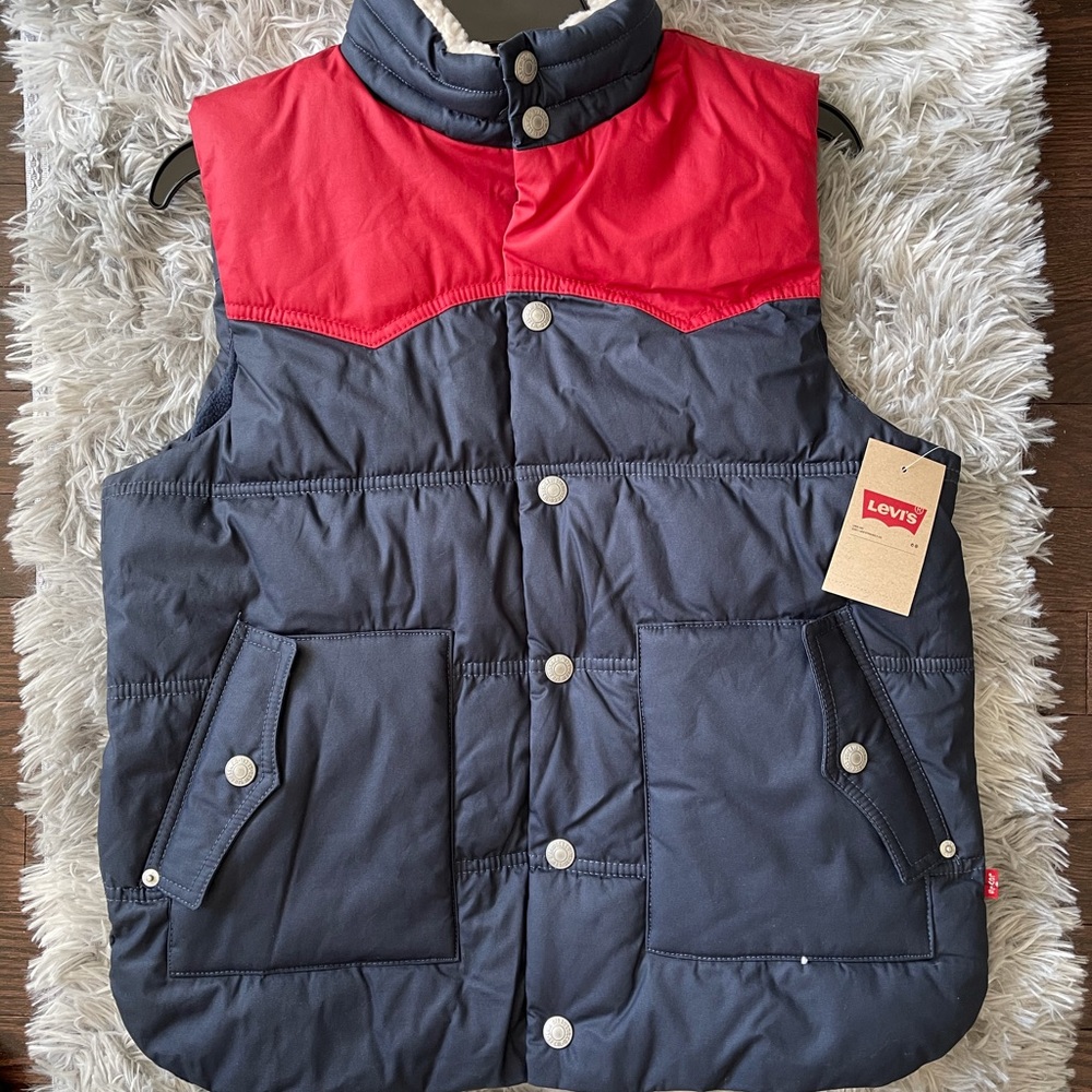 NWT Levis Kids Vest